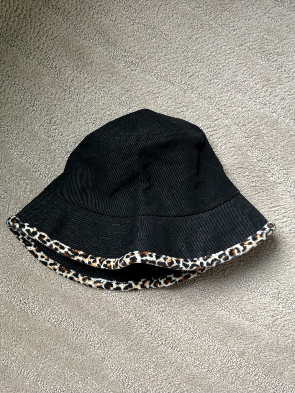 Brandy Melville Leopard Trim Bucket Hat!